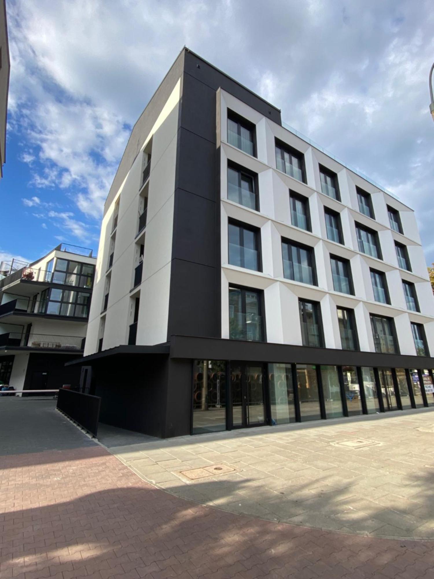 Vistula Avenue Apartment Free Parking, Swimming Pool, Sauna & Gym Krakau Buitenkant foto