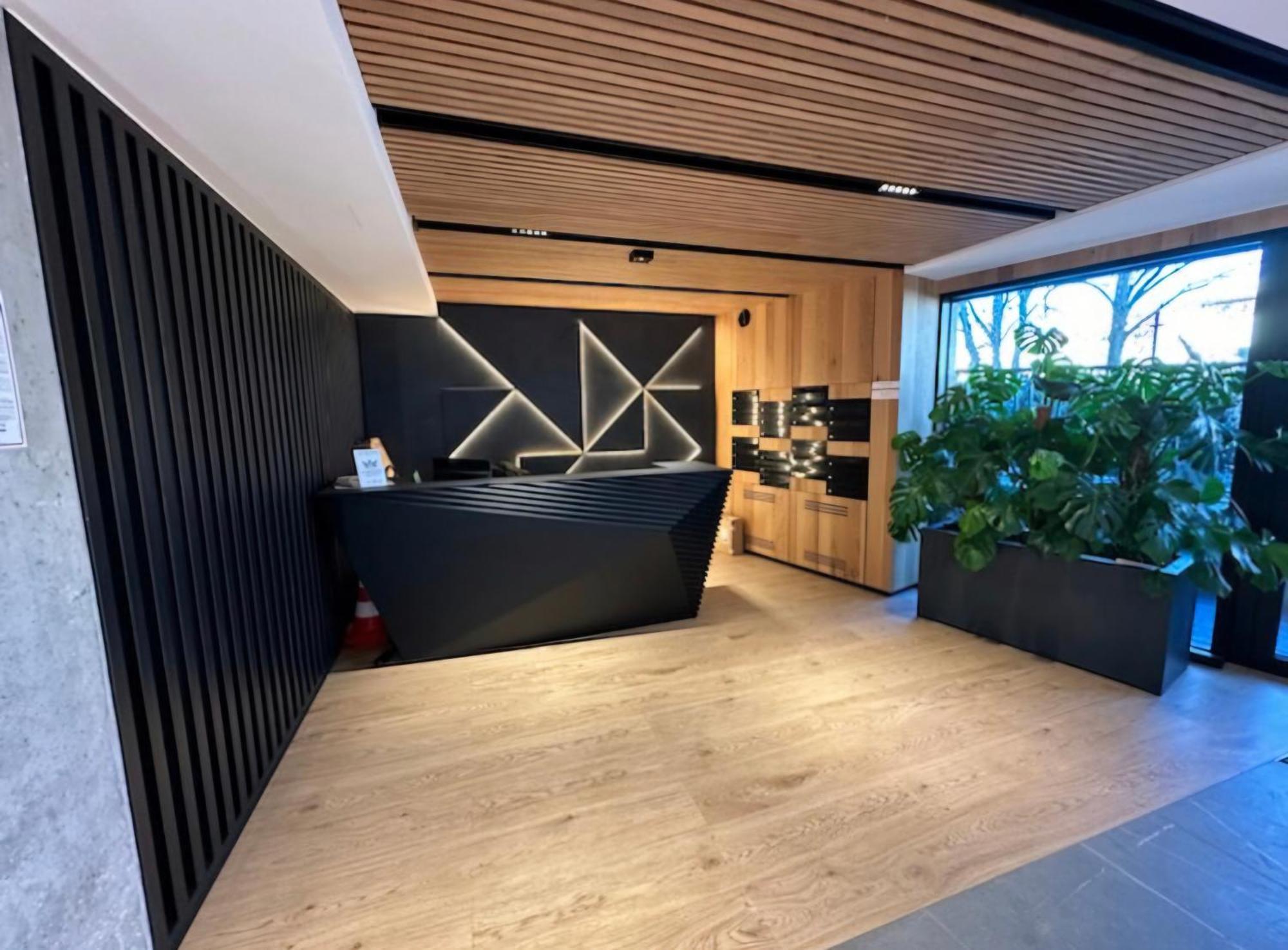 Vistula Avenue Apartment Free Parking, Swimming Pool, Sauna & Gym Krakau Buitenkant foto