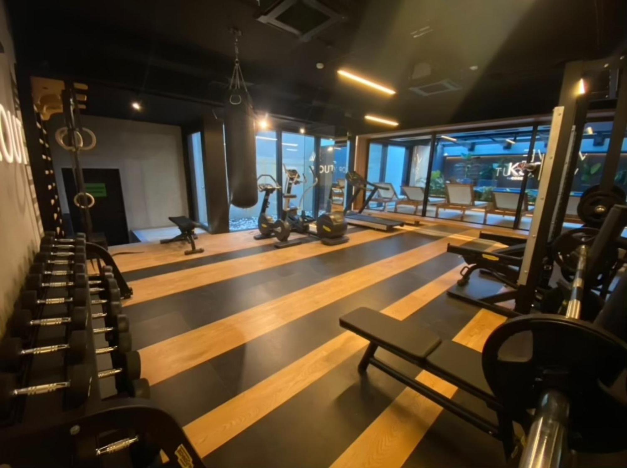 Vistula Avenue Apartment Free Parking, Swimming Pool, Sauna & Gym Krakau Buitenkant foto